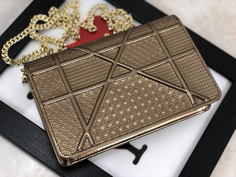 LTB - Luxe Touch Bags - 649