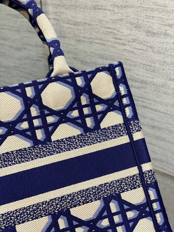 LTB - Luxe Touch Bags - 024