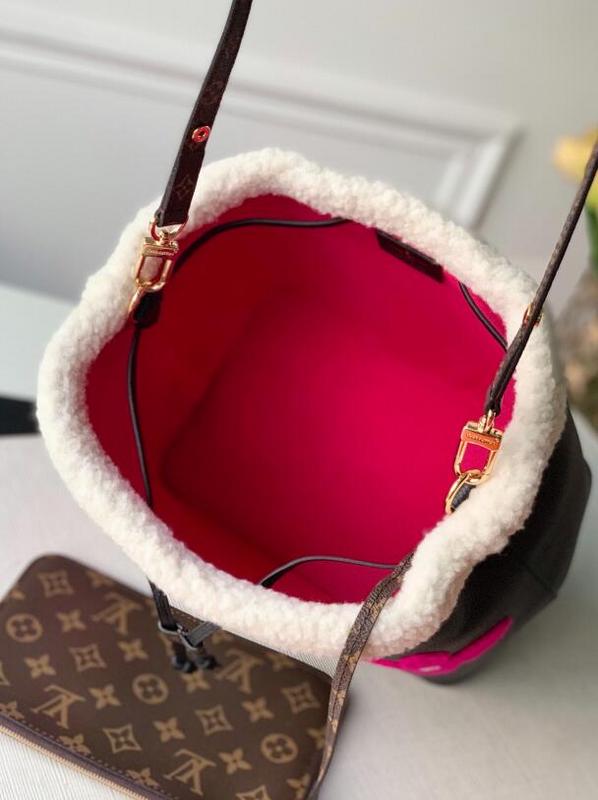 Luxe Touch Bags 

 - LTB Bags - 2570