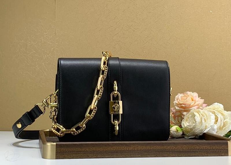 Luxe Touch Bags -   2487