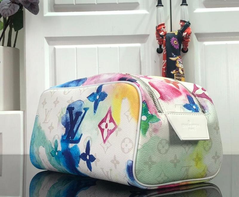 Luxe Touch Bags -   2347