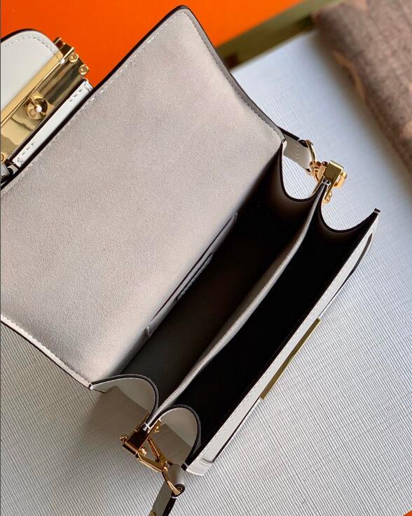 Luxe Touch Bags -   3041