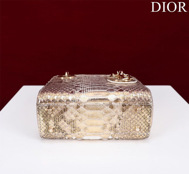 LTB - Luxe Touch Bags - 106