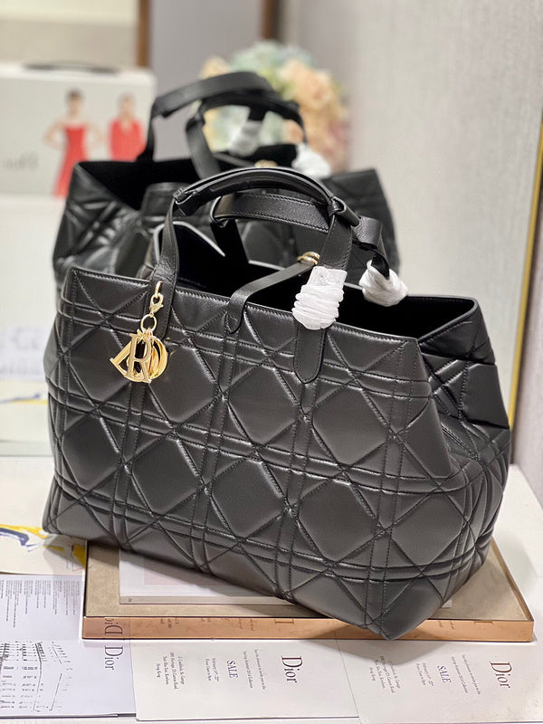 LTB - Luxe Touch Bags - 073