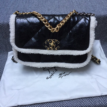 Luxe Touch Bags 

 -  Bags - 3531