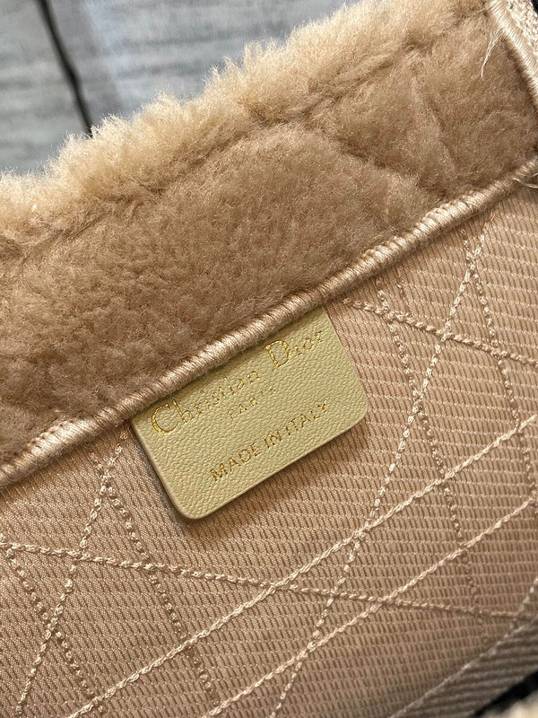 LTB - Luxe Touch Bags - 1904