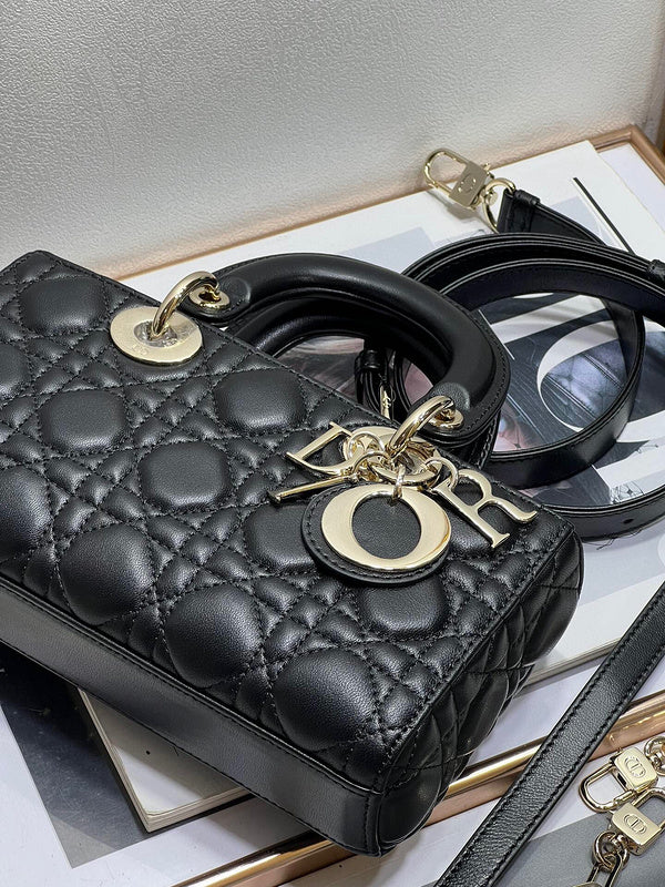 LTB - Luxe Touch Bags - 701