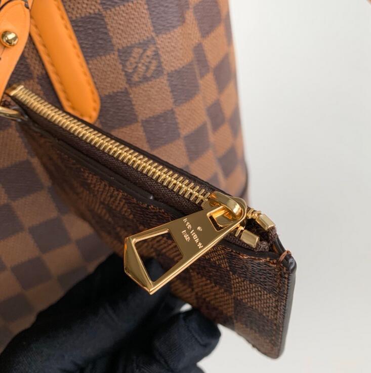 Luxe Touch Bags -   3086