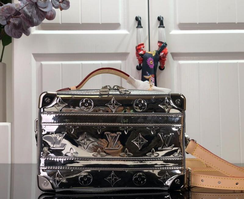 Luxe Touch Bags -   2151