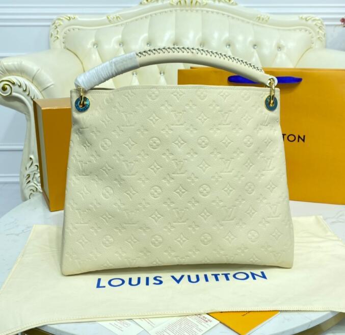 Luxe Touch Bags -   2464