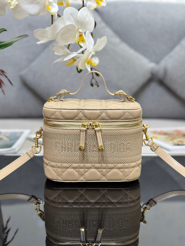 LTB - Luxe Touch Bags - 066