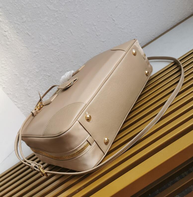 Luxe Touch Bags 

 - PD Bags - 018