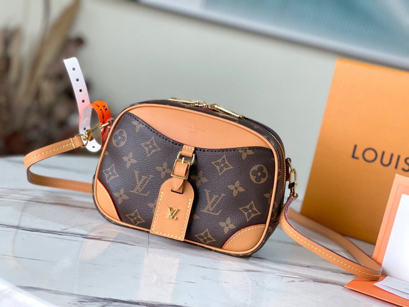 Fashion Luxe Touch bags - 4667
