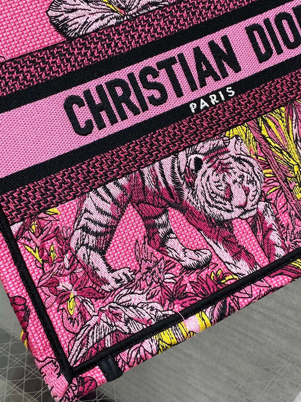 LTB - Luxe Touch Bags - 011