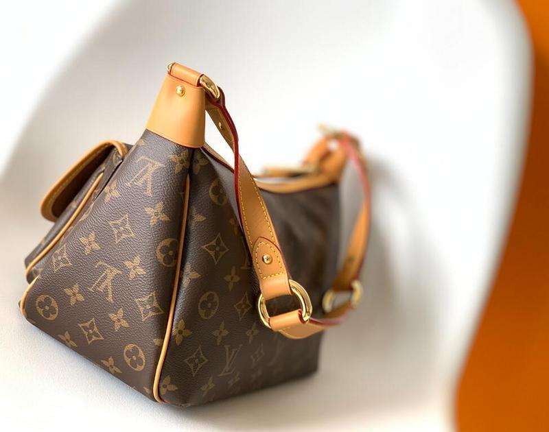 Luxe Touch Bags 

 - LTB Bags - 2137