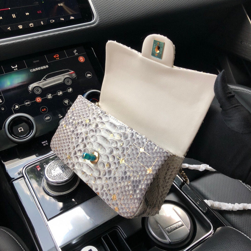 Luxe Touch Bags 

 -  Bags - 2949