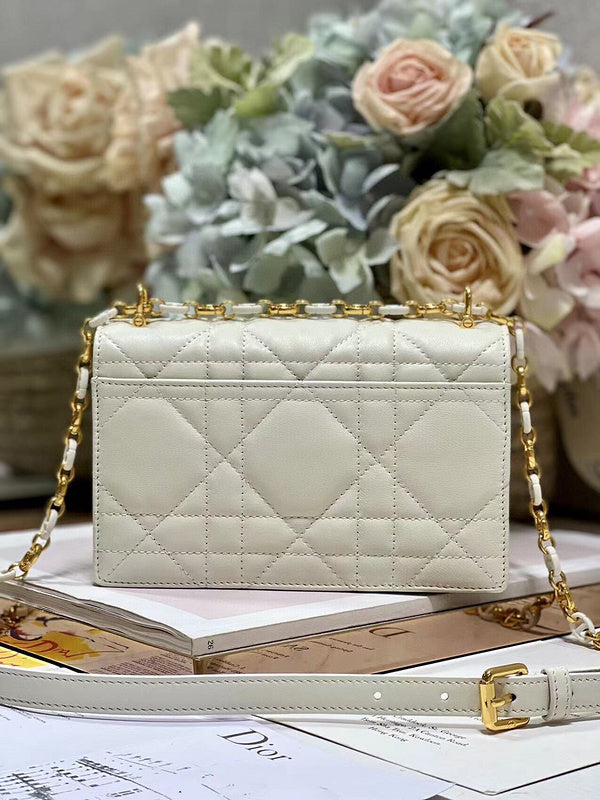 LTB - Luxe Touch Bags - 585