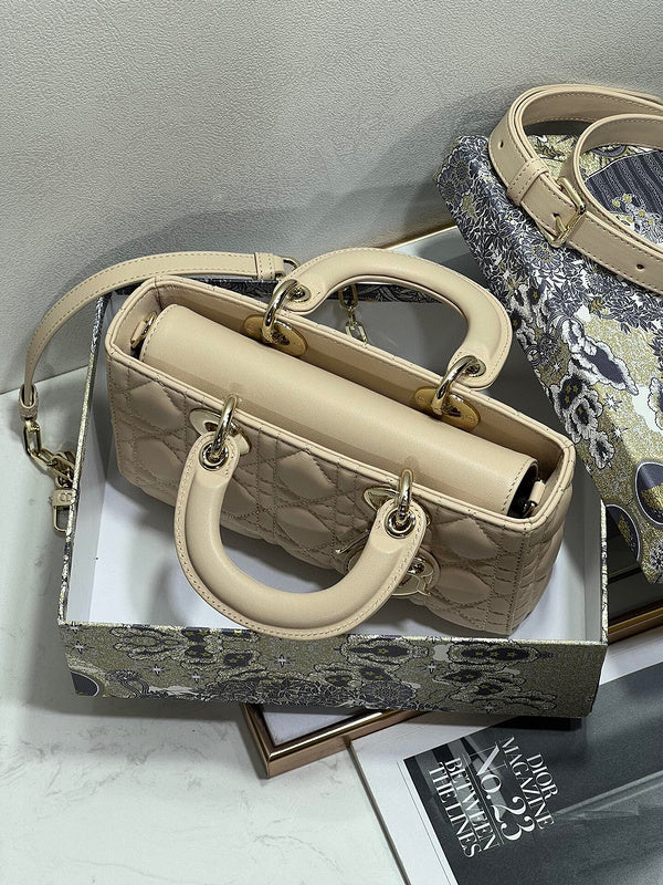 LTB - Luxe Touch Bags - 693