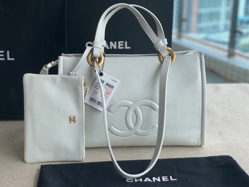 Luxe Touch Bags 

 -  Bags - 2970