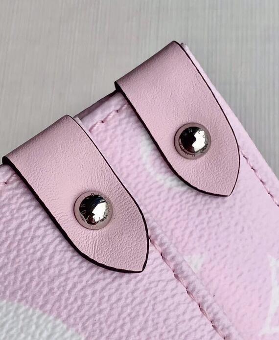 Luxe Touch Bags -   3114