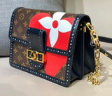 Luxe Touch Bags -   2659