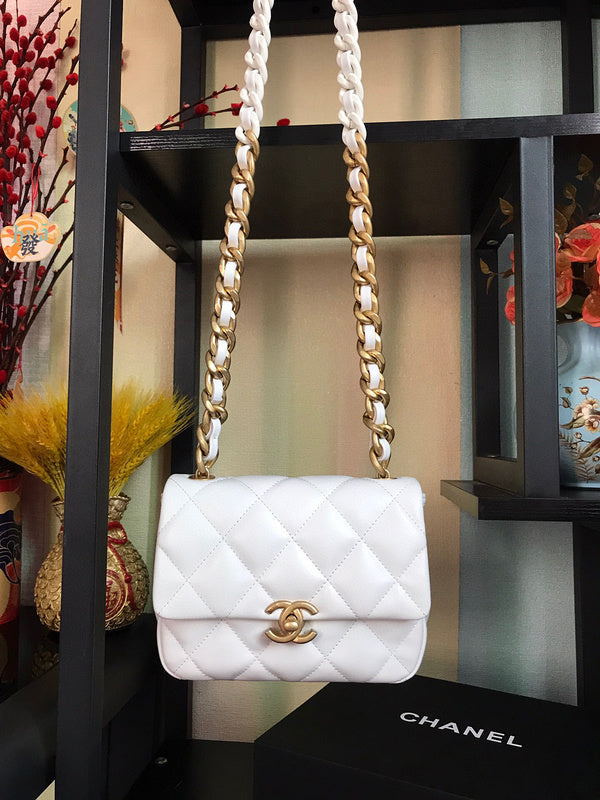 Luxe Touch Bags 

 -  Bags - 3252