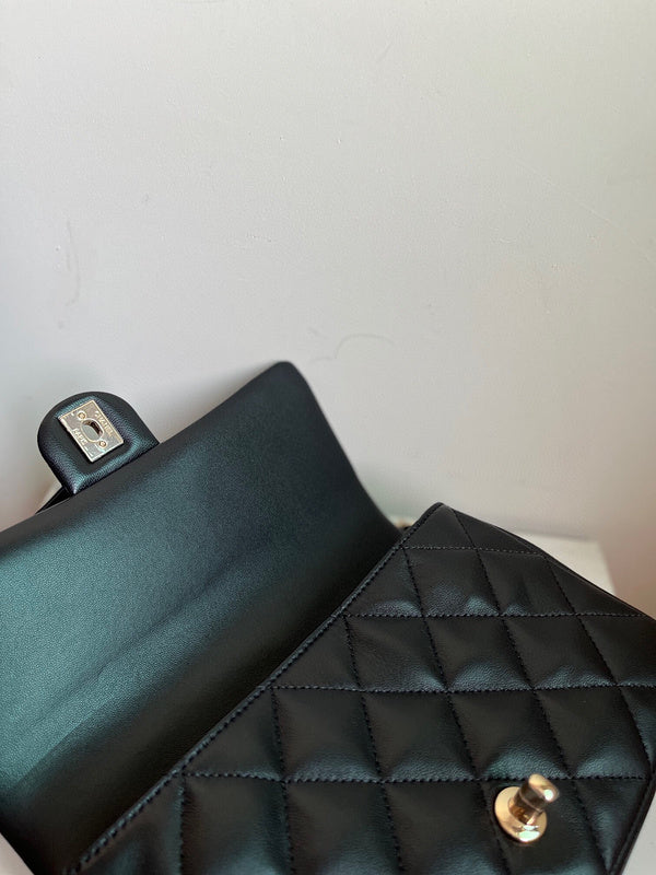 Luxe Touch Bags 

 -  Bags - 2715