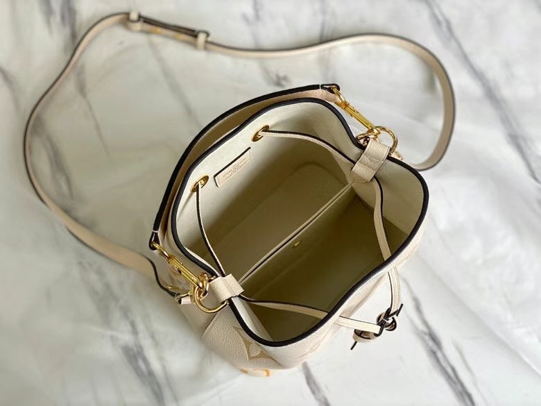 Luxe Touch Fashion LTB-bags - 17576