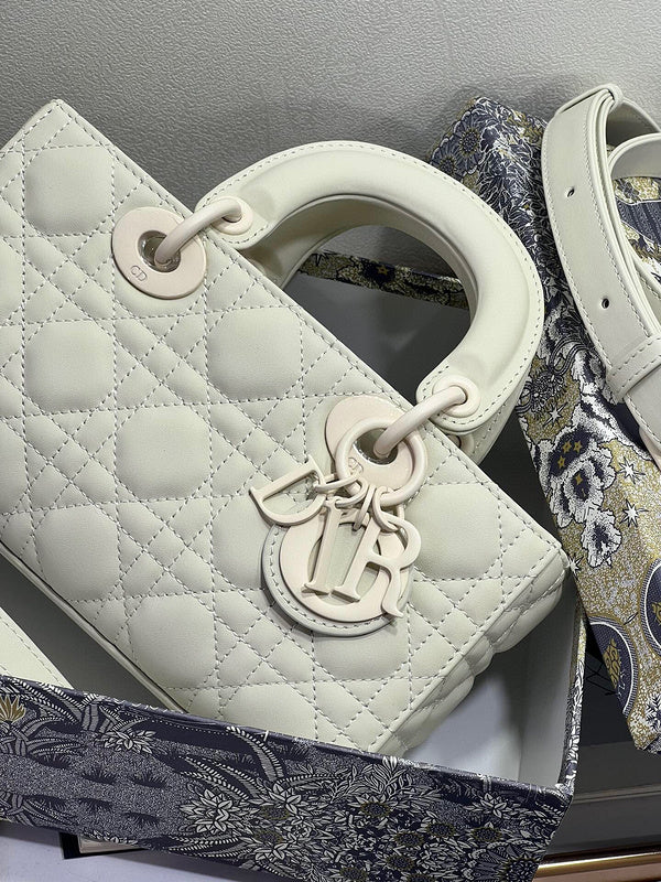 LTB - Luxe Touch Bags - 512