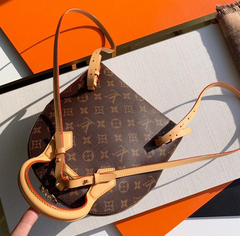 Luxe Touch Bags -   3015