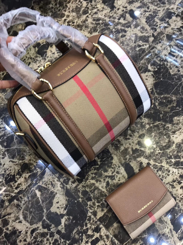 Luxe Touch Fashion -BBR Bags - 984