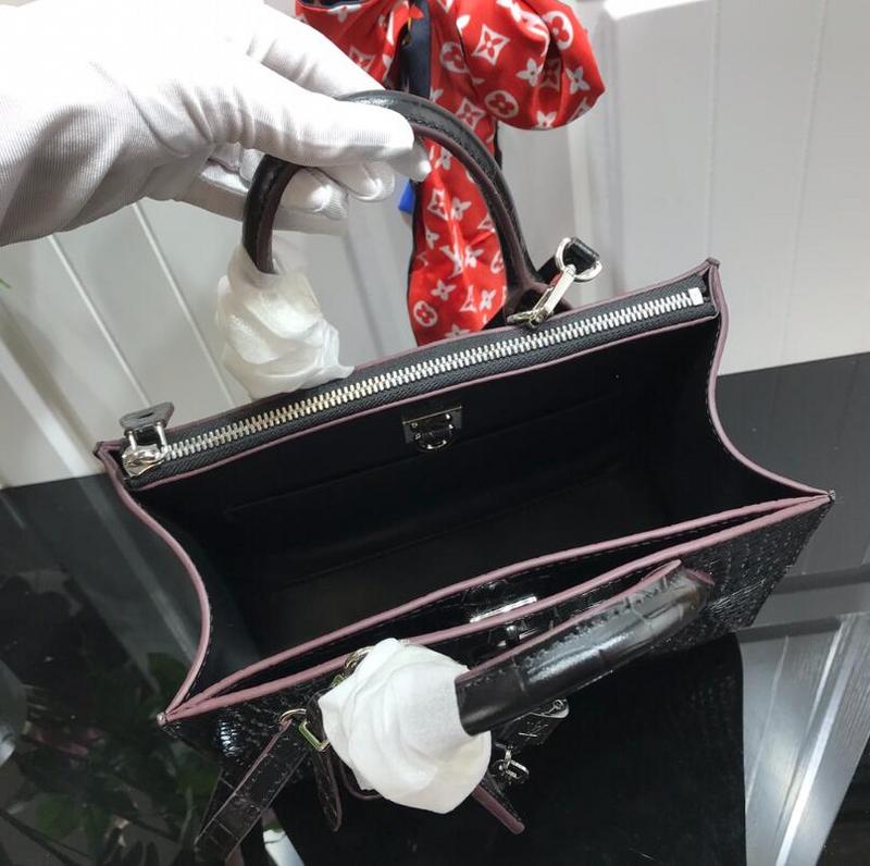 Luxe Touch Bags -   2678