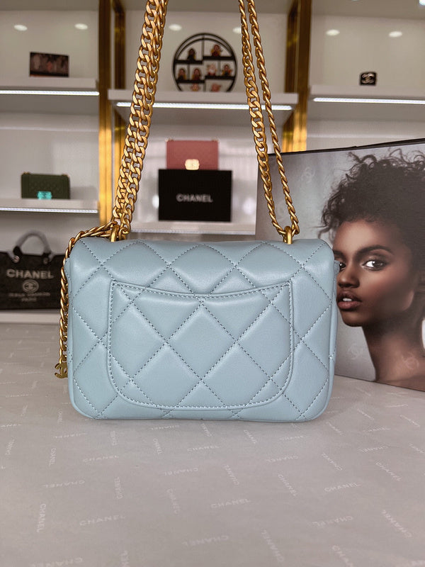 Luxe Touch Bags 

 -  Bags - 3375