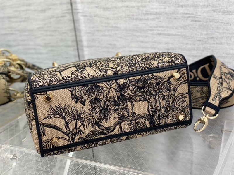LTB - Luxe Touch Bags - 387