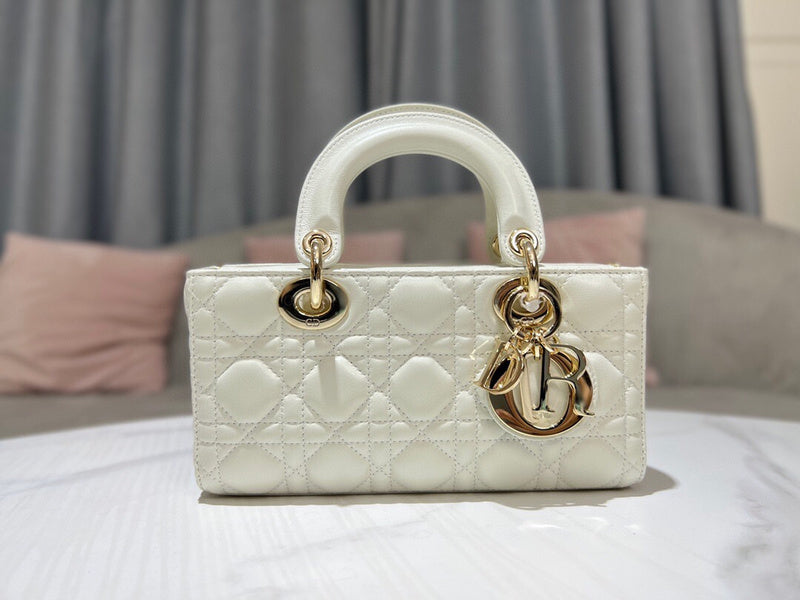 LTB - Luxe Touch Bags - 1951