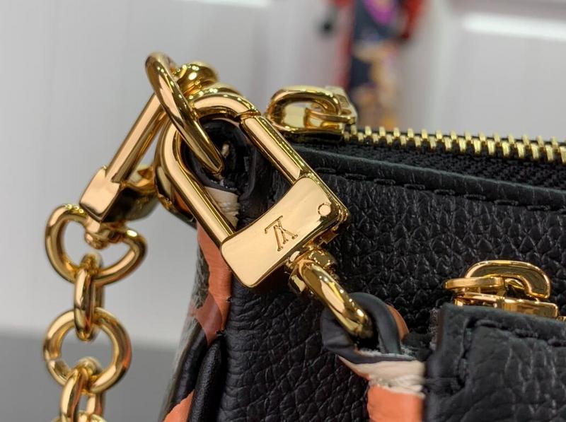 Luxe Touch Bags -   2329