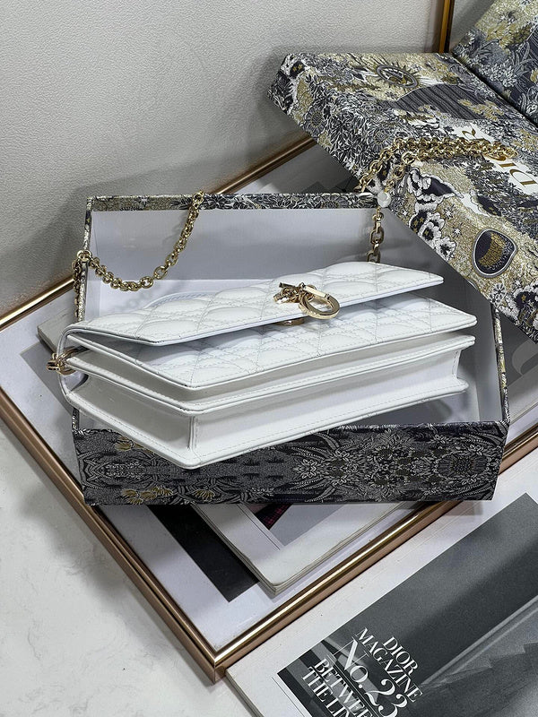 LTB - Luxe Touch Bags - 304