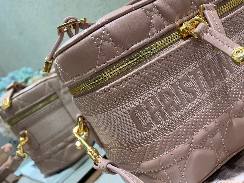 LTB - Luxe Touch Bags - 1937