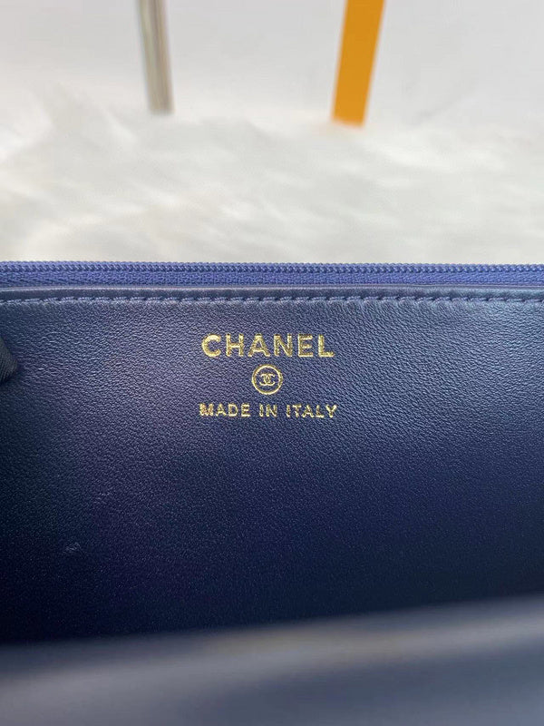 Luxe Touch Bags 

 -  Bags - 3049
