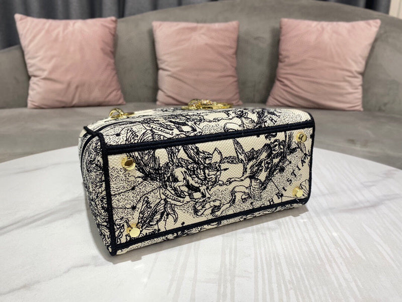 LTB - Luxe Touch Bags - 620