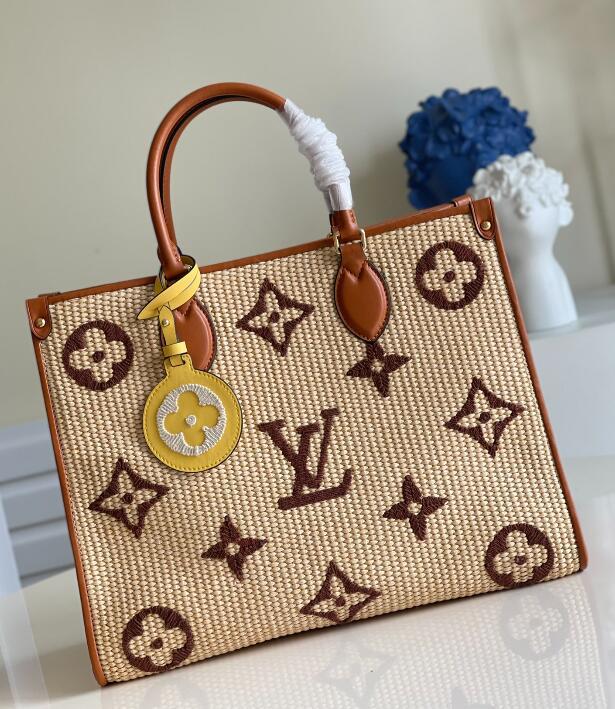 Luxe Touch Bags -   2405