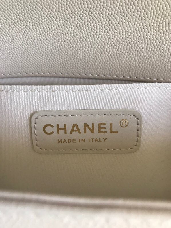 Luxe Touch Bags 

 -  Bags - 3500