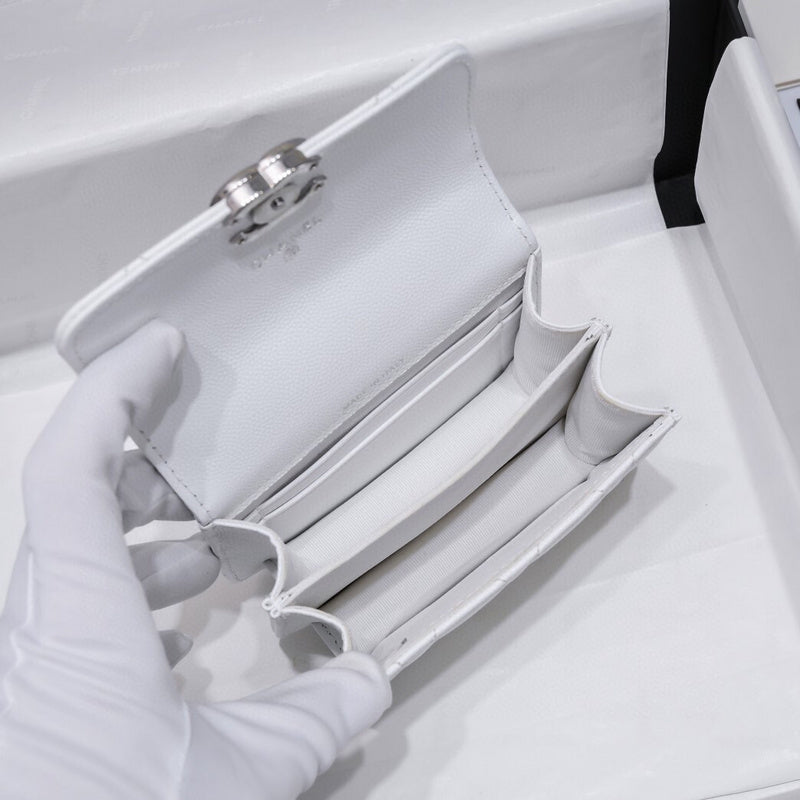 Luxe Touch Bags 

 -  Bags - 2931
