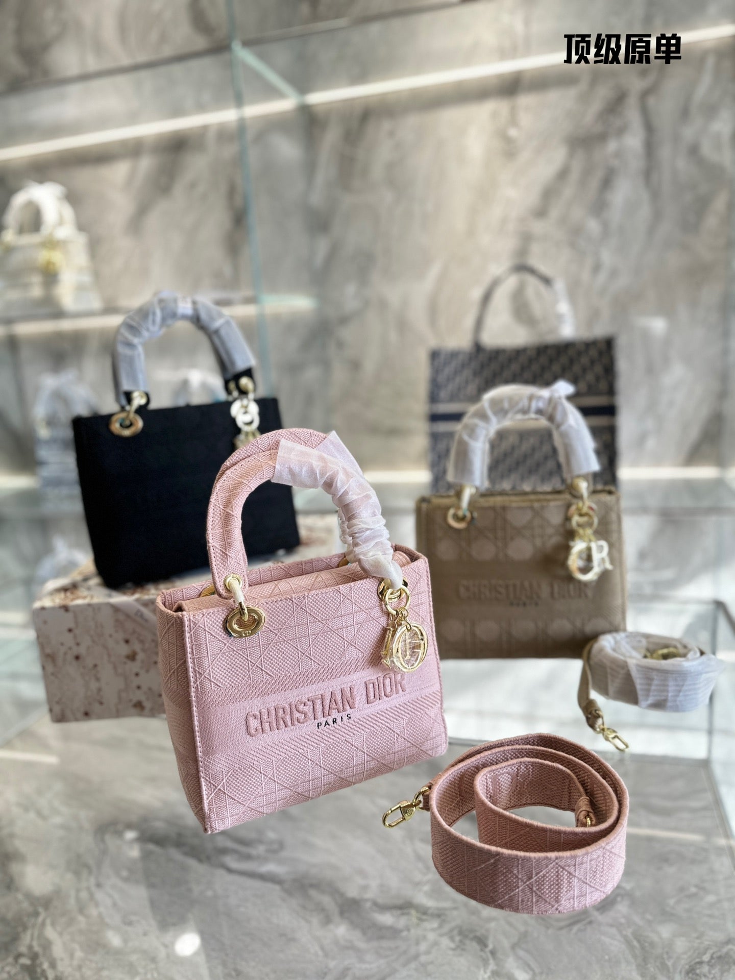 Luxe Touch Lady D-Lite