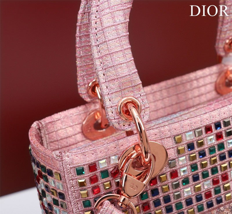 LTB - Luxe Touch Bags - 2015