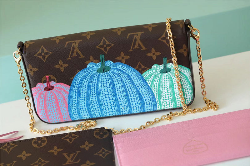 LTB - LUV Bags - 448