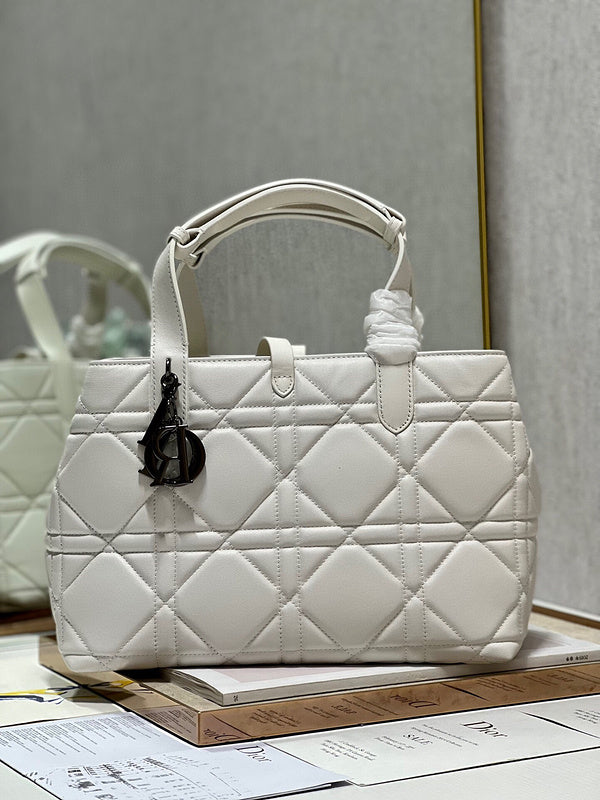 LTB - Luxe Touch Bags - 1596