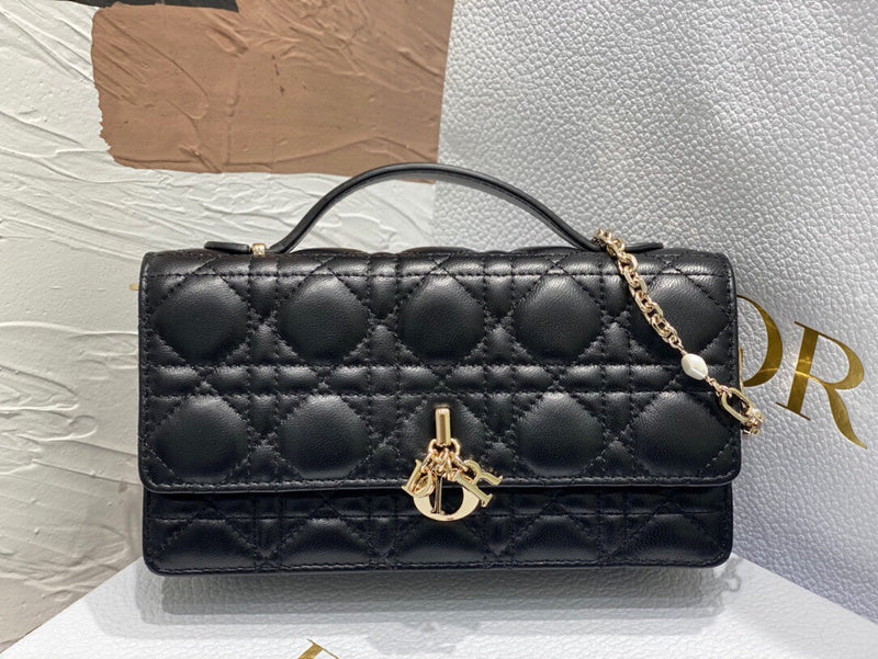 LTB - Luxe Touch Bags - 1795