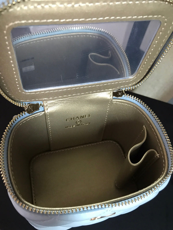 Luxe Touch Bags 

 -  Bags - 3296