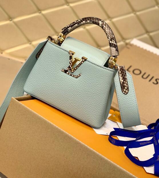 Luxe Touch Bags -   2963